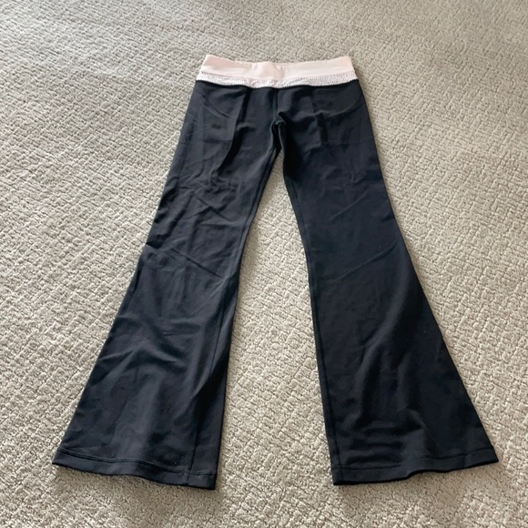 lululemon athletica Pants - Lululemon pants pink black 6 reg
